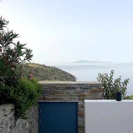 Blue Frames Summer House Villa