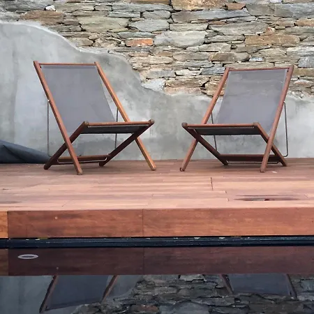 Blue Frames Summer House *