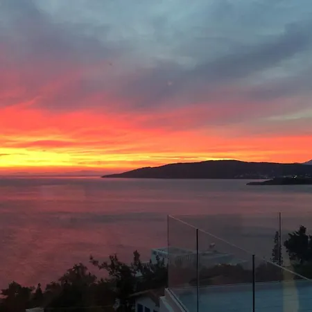 Blue Frames Summer House Villa Batsi