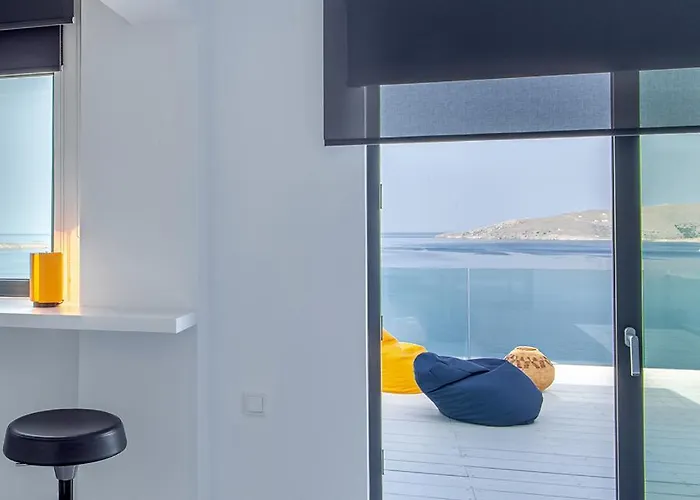 Villa Blue Frames Summer House *