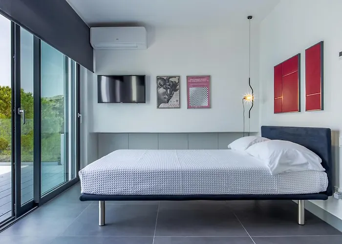 Blue Frames Summer House * Mpatsi