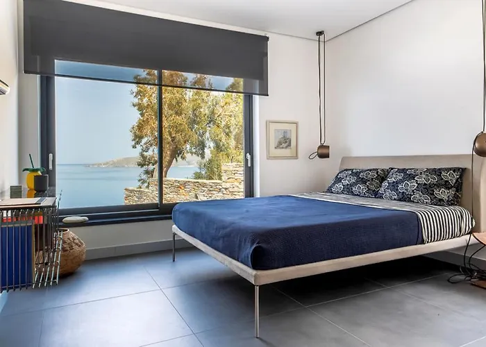 Blue Frames Summer House